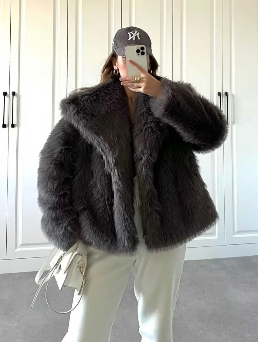 Premium Shaggy Faux Fur Jacket with Sculptural Oversized Collar